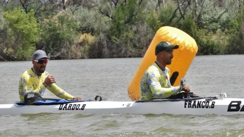 los hermanos balboa van por el triunfo en la regata del rio negro los hermanos balboa van por el triunfo en la regata del rio negro