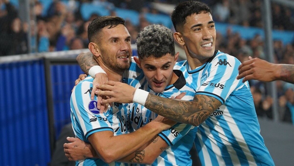 Abrazos para Maravilla Martínez, una máquina de hacer goles.