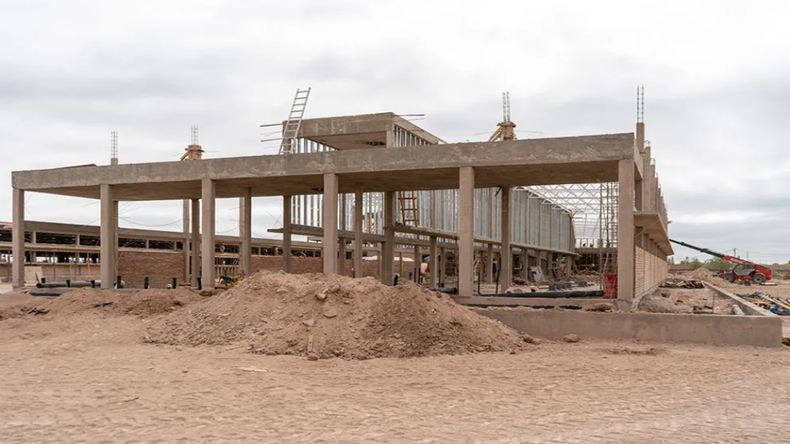 La obra del nuevo edificio. | LM Neuquen La obra del nuevo edificio.