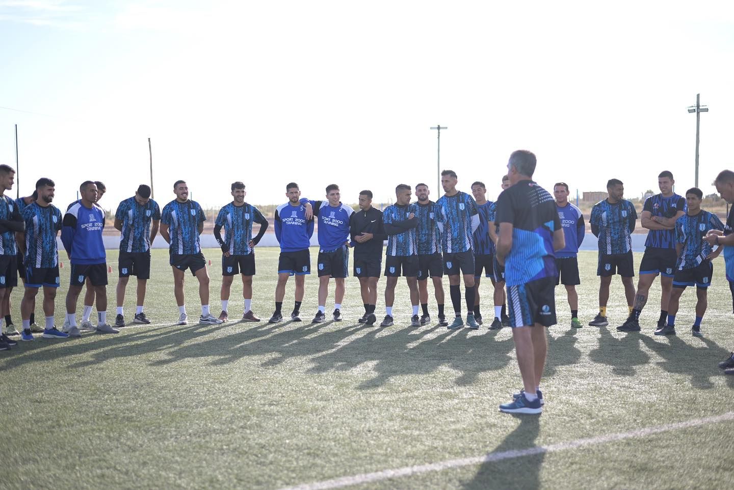el debut historico de deportivo rincon sera este sabado en viedma