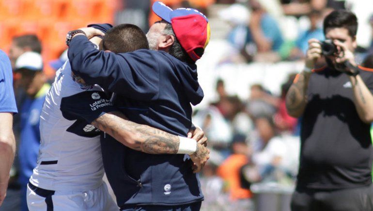 El Lobo del Diego logró su primera victoria: mirá los goles