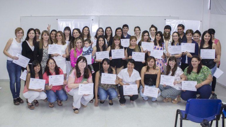 Más de 50 personas completaron los cursos completos.