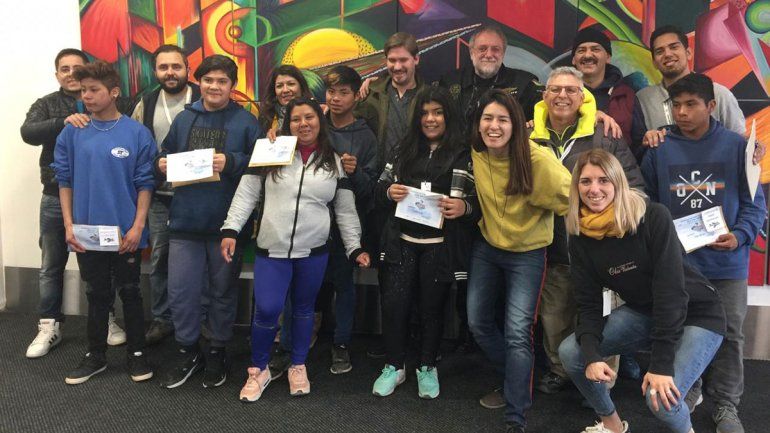 En el aire, niños del oeste tuvieron un día soñado