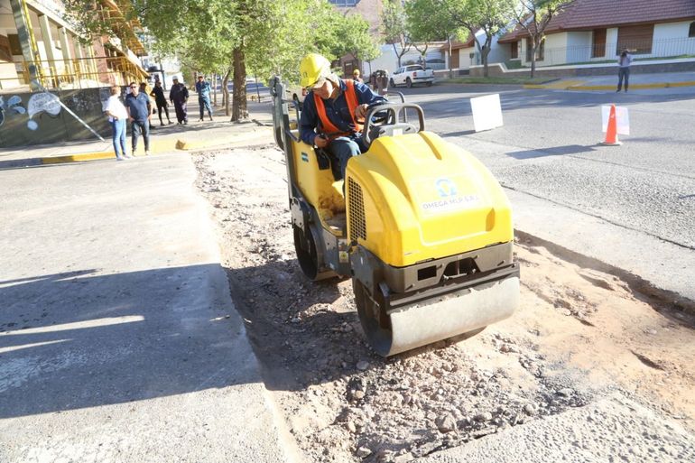 Una funcionaria explicó cuántos baches hay y porqué se rompe el asfalto en Neuquén