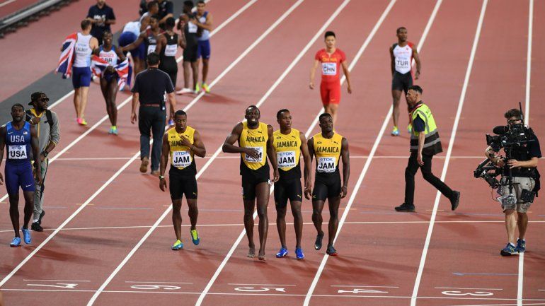 Final triste para Usain Bolt: se lesionó y no pudo terminar su última carrera