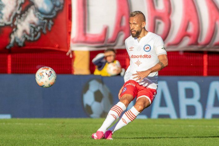 Sigue la polémica por el escupitajo: Se quiere victimizar