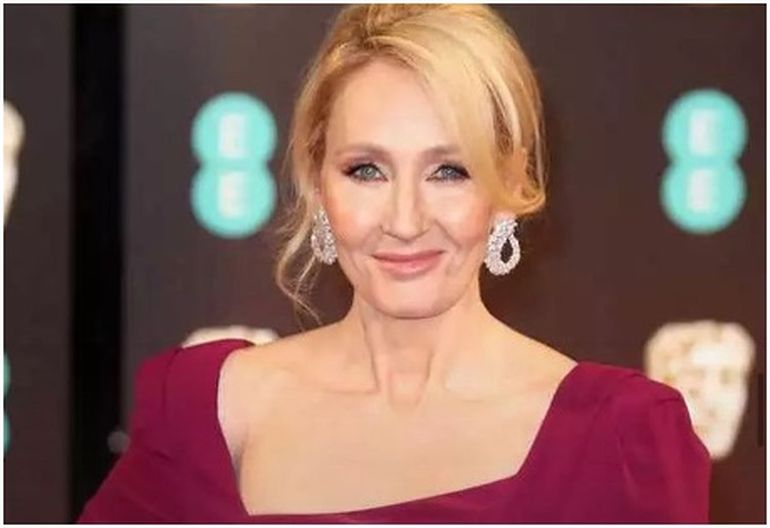 La escritora británica J.K. Rowling, en una nueva polémica por las mujeres La escritora británica J.K. Rowling, en una nueva polémica por las mujeres