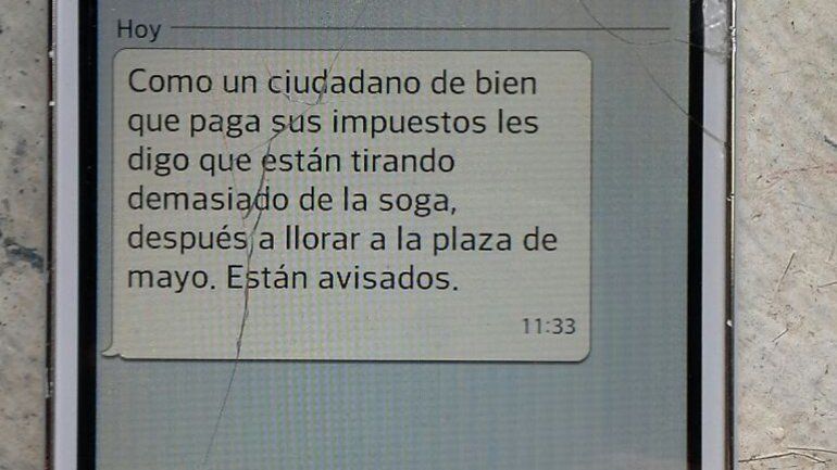 Una radio de El Bolsón recibió mensajes amenazantes al aire