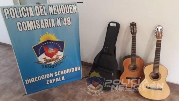 Agarraron a tres jóvenes in fraganti robando en una escuela