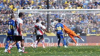 Boca tiene una ventaja de cinco clásicos sobre River en el historial. Boca tiene una ventaja de cinco clásicos sobre River en el historial.