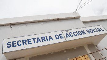 Un funcionario de la cartera social está en el ojo de la tormenta política. Un funcionario de la cartera social está en el ojo de la tormenta política.