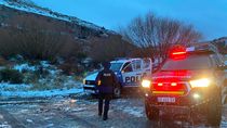 El hombre permanece internado en estado de shock en el Hospital de Bariloche. El hombre permanece internado en estado de shock en el Hospital de Bariloche.