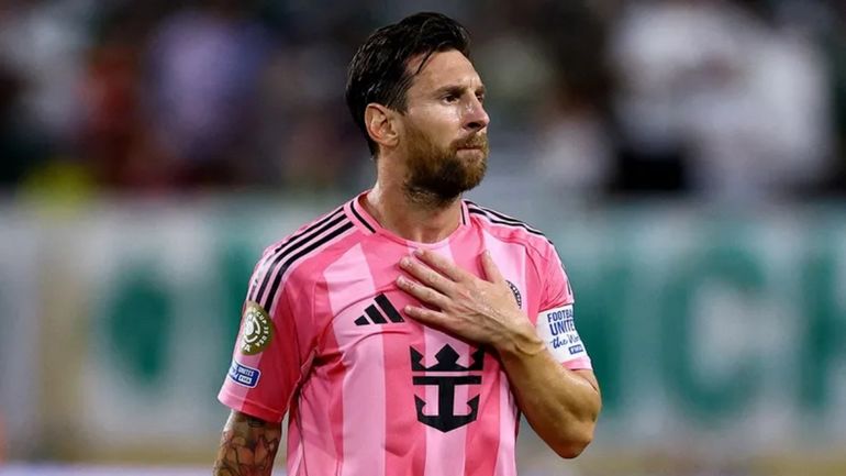 Lionel Messi Lionel Messi