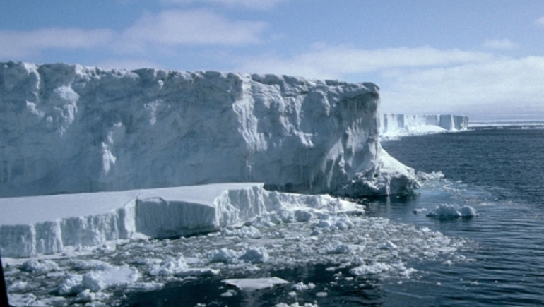  La Antártida se encuentra en su nivel más bajo para esta época del año.