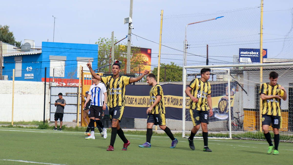 Pacífico goleó 8 a 1 a Eucalipto Blanco en la cuarta fecha de Lifune. Fotos: Omar Novoa&nbsp;