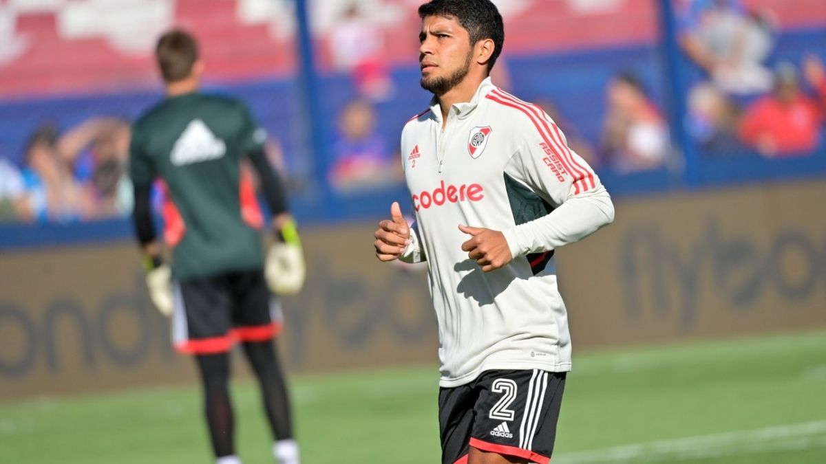 &nbsp;Robert Rojas