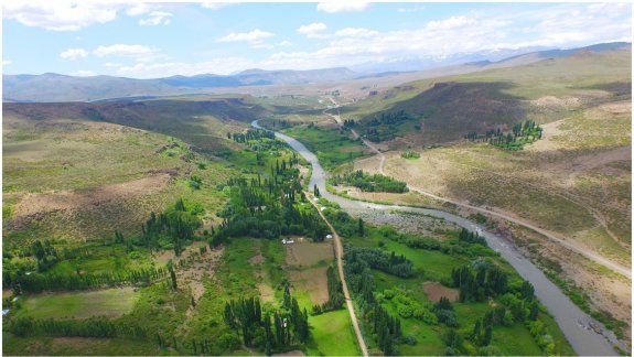 Firman convenio para construir la central hidroeléctrica Nahueve