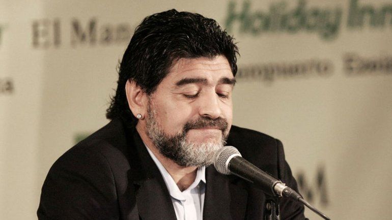 Maradona: Renuncio a la FIFA si no se va Tinelli