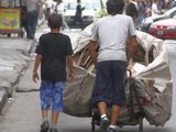 Detectaron un local de comida rápida que tenía adolescentes entre sus trabajadores