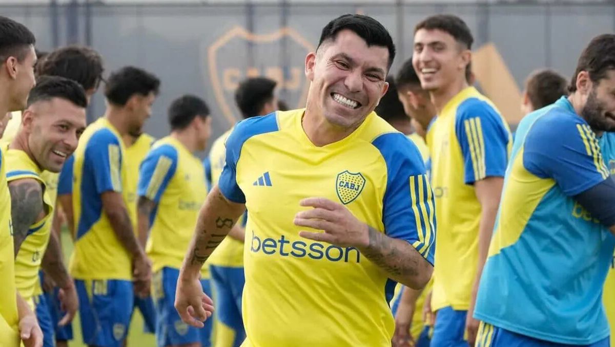 Gary Medel ya tuvo su primer entrenamiento en Boca.