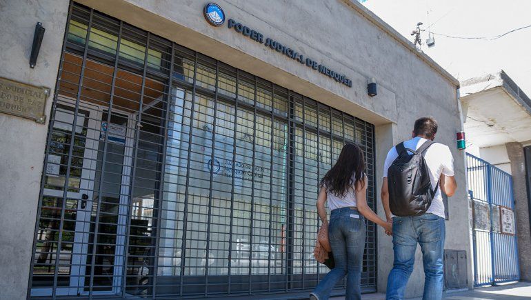 Empleado público falsificó la firma de un juez de paz