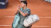 El momento de furia de un tenista con el público argentino en Roland Garros. El momento de furia de un tenista con el público argentino en Roland Garros.