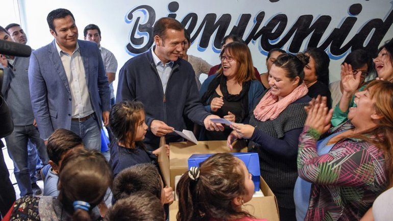 Gutiérrez estuvo esta semana con referentes de la cooperativa Tayiñ Kvzaw