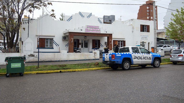 Se cayó el techo de la Comisaría del Menor