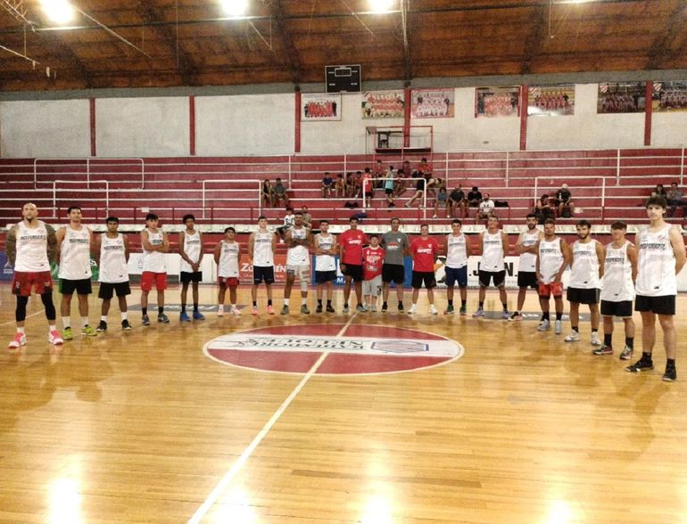 El Rojo ya entrena pensando en el torneo que arranca el 8 de marzo. Foto: prensa Independiente 