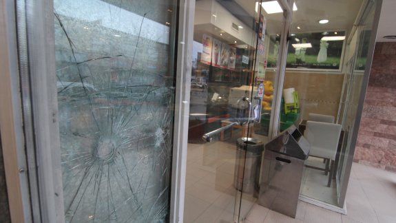 Patachorros robaron en una conocida heladería del Bajo