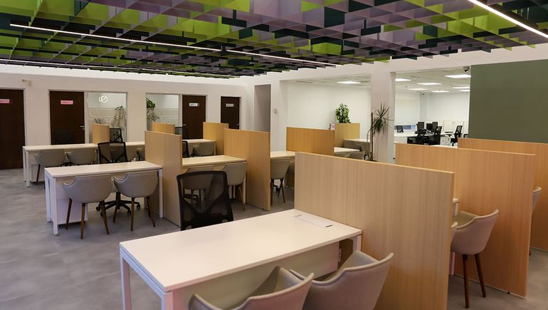 Las nuevas oficinas de Sancor Seguros suman tecnología con un rediseño y ampliación de espacios.