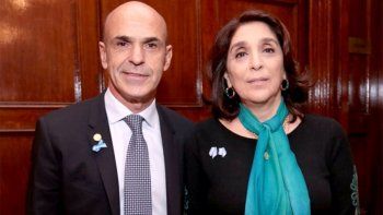 Gustavo-Arribas-y-Silvia-Majdalani.jpg