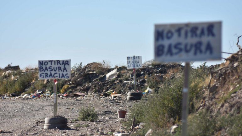 La Municipalidad controla para evitar que se arroje basura en zona de La Meseta