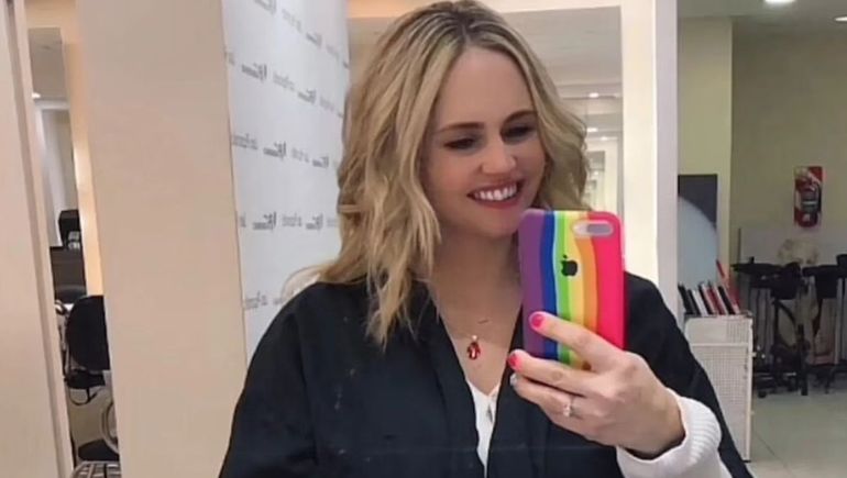 Fue a teñirse el pelo y el precio le generó indignación