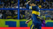 la bronca de leandro paredes con claudio ubeda tras un polemico cambio en boca la bronca de leandro paredes con claudio ubeda tras un polemico cambio en boca