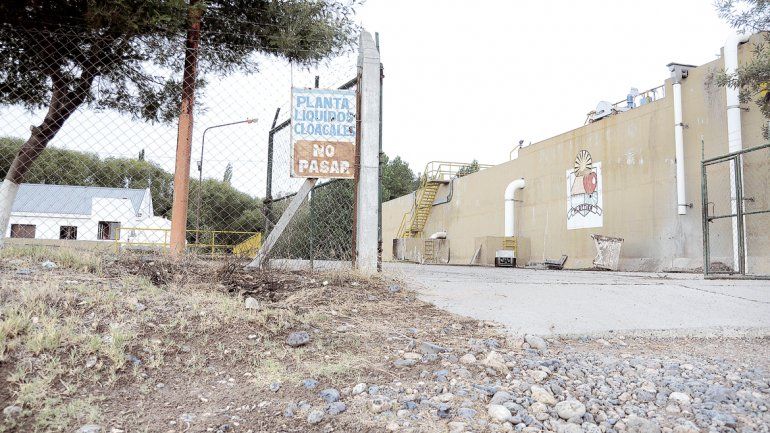 En Plottier crece la discusión por una obra de cloacas