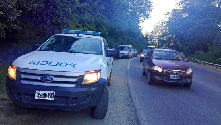 Se bajó a abrir el portón y su papá la atropelló con la camioneta