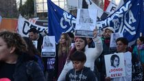 en imagenes, la marcha que abrazo el dolor de dos familias: luciana munoz y sergio avalos