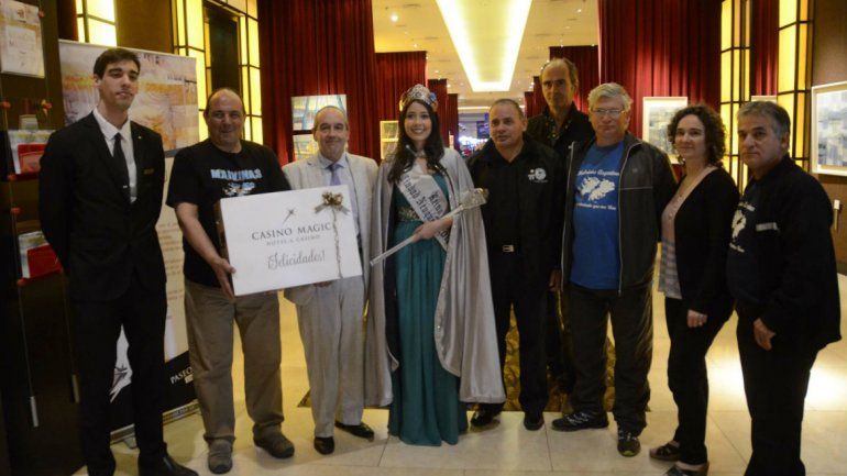 El Centro de Veteranos recibe premio por ser la organización apadrinada