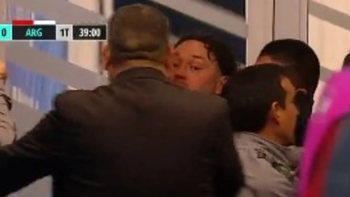 milito arrepentido tras boxear a colega y terminar en la comisaria milito arrepentido tras boxear a colega y terminar en la comisaria