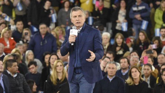 Macri se emocionó y pidió convencer a los enojados