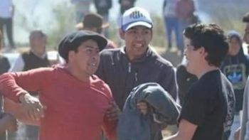 La comunidad de Loncopué no sale de su estupor. En la foto, uno de los tantos recuerdos de Franco publicados en redes sociales.