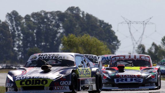 TC Mouras: Nefa pica en punta en el autódromo de La Plata