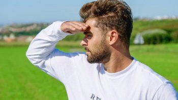 netflix: zac efron invita a conocer el turismo sustentable netflix: zac efron invita a conocer el turismo sustentable