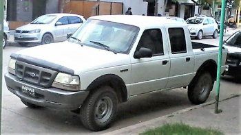 es la segunda vez que les roban el auto del mismo lugar es la segunda vez que les roban el auto del mismo lugar