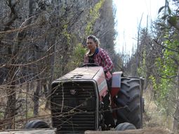 Valeria, manos a la obra. Foto: gentileza. Valeria, manos a la obra. Foto: gentileza.