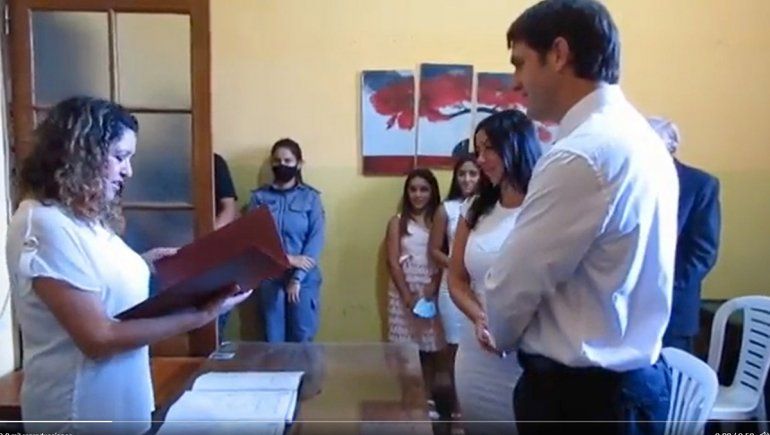 Ex barra de River se casó en la cárcel: vals y trencito