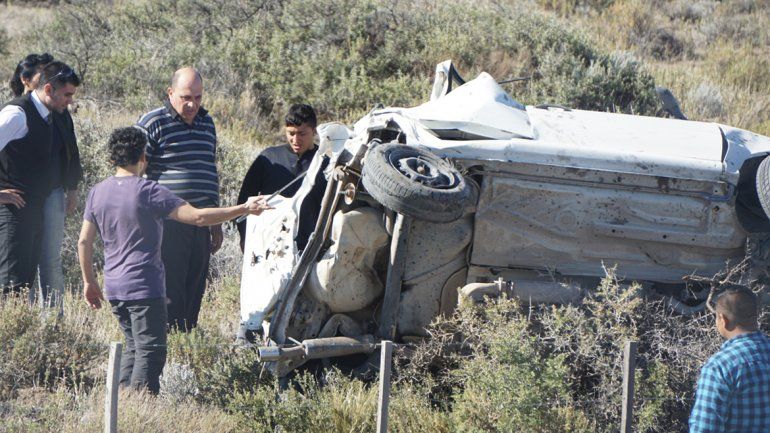 Un joven murió en un vuelco cerca de Zapala