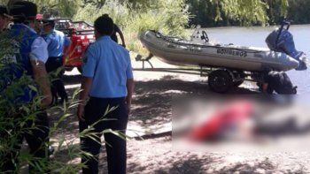 tragedia: un hombre se tiro al rio desde el puente carretero y murio tragedia: un hombre se tiro al rio desde el puente carretero y murio