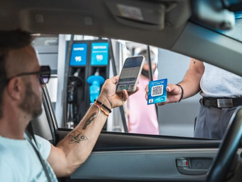 El descuento del 10% de los lunes de la App YPF es acumulable con el beneficio por franja horaria (nocturna). El descuento del 10% de los lunes de la App YPF es acumulable con el beneficio por franja horaria (nocturna).